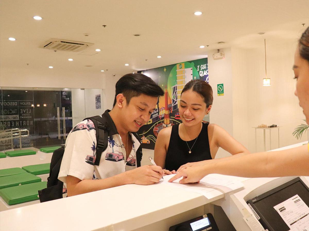 Go Hotels Timog Quezon City Dış mekan fotoğraf